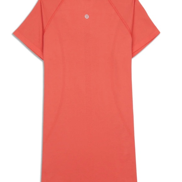 Swiftly Tech Short Sleeve Shirt
2.0 - - Picture 2 of 3